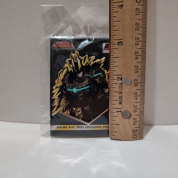 My Hero Academia Armored All Might Painterly Series Enamel Pin Limited Edition - Picture 2 of 2